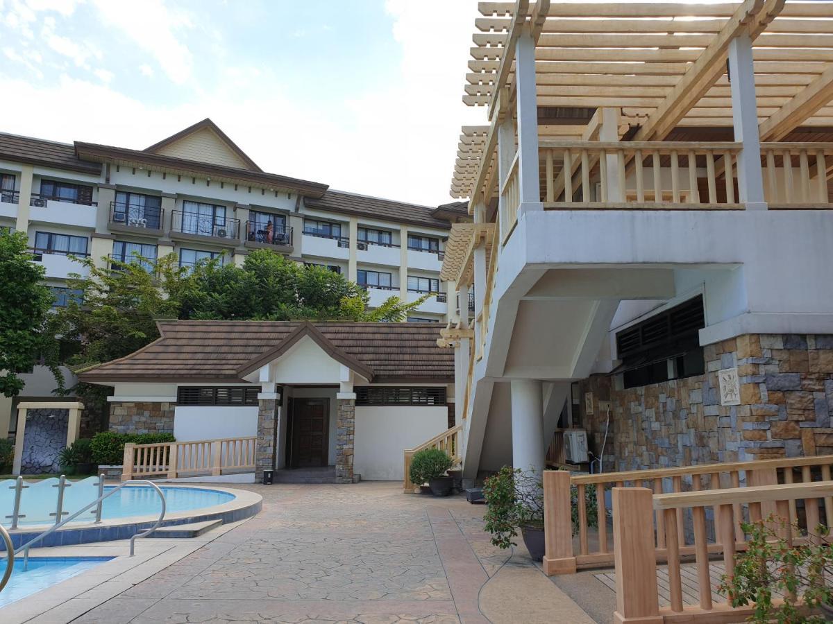 Ri'S One Oasis W Free Pool Back Of Sm City Mall Davao ภายนอก รูปภาพ