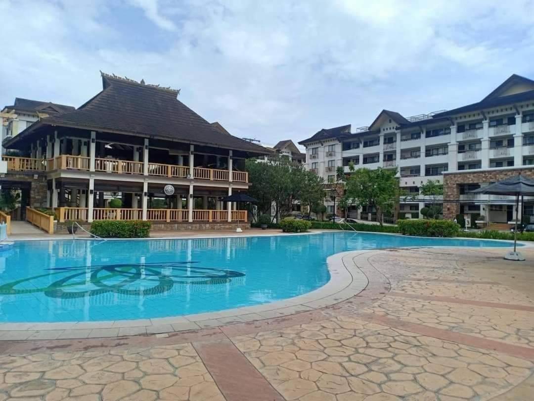 Ri'S One Oasis W Free Pool Back Of Sm City Mall Davao ห้อง รูปภาพ